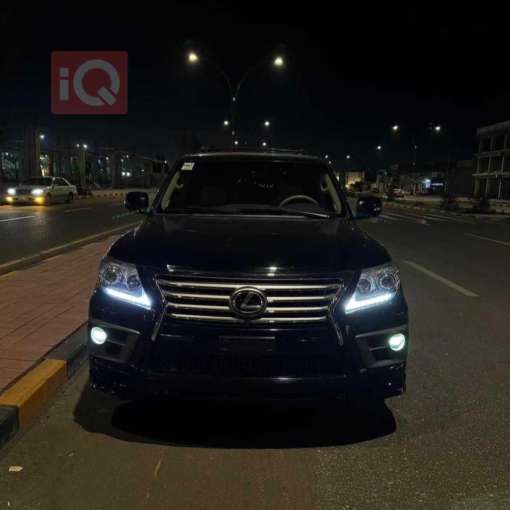 Lexus LX